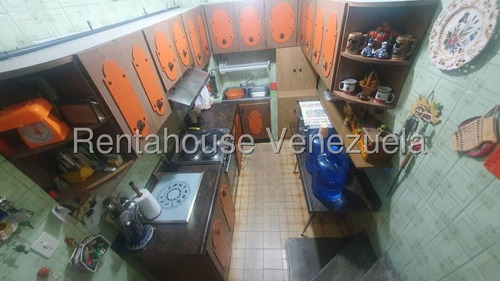 Te Lo Tengo Casa En Venta En Parr. Santa Teresa 25-8305 Mar
