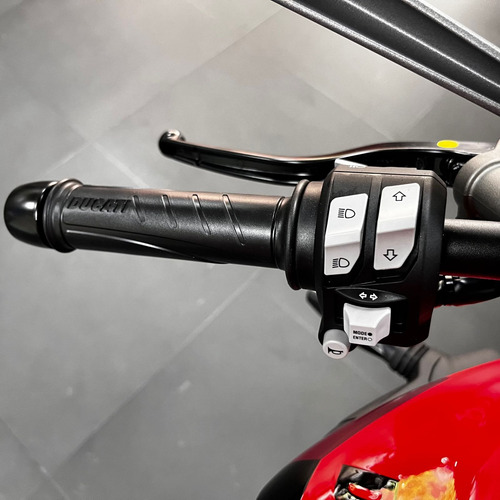 Ducati Monster Sp 2025 / 18 Msi / Agencia Ducati Esmeralda