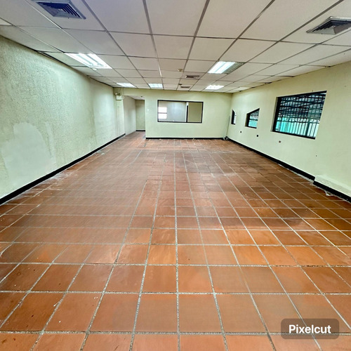 Venta Excelente Galpón En Boleíta Sur!! Oportunidad De Inversión!!!