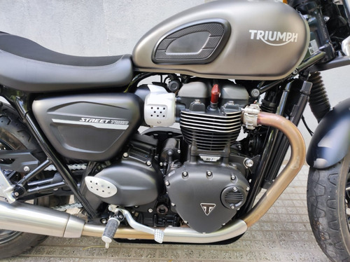 Imagen 8 de 17 de Triumph Street Twin 900 Excelente Estado !!!