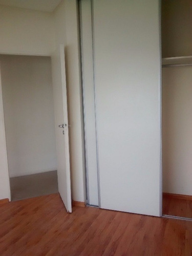 Imagen 10 de 12 de Departamento En Venta En Lanus Este