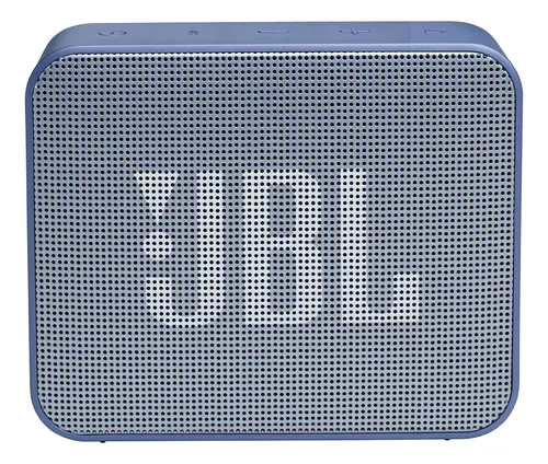 Parlante JBL Go Essential portátil con bluetooth waterproof azul acero