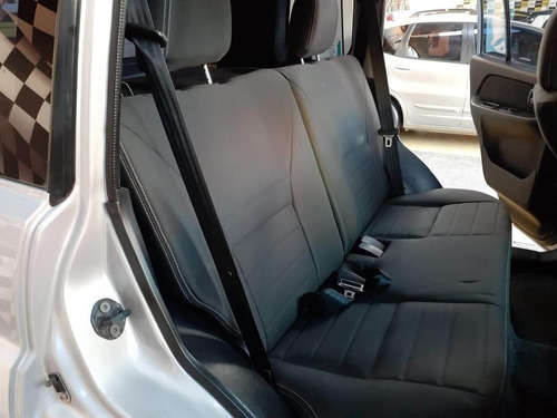 Imagem 8 de 10 de Mitsubishi Pajero Tr4 2.0 16v Flex 2013