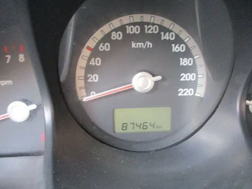 Kia New Sportage Lx 4x2 2000cc Mt Aa