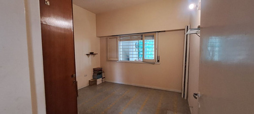 Venta Casa 3 Ambientes A Refaccionar - Padua Sur