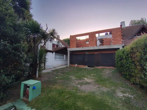 Venta Lote Con Casa En Obra Barrio Cerrado Monte Grande