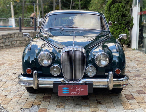 Imagem 3 de 14 de Daimler - 1967