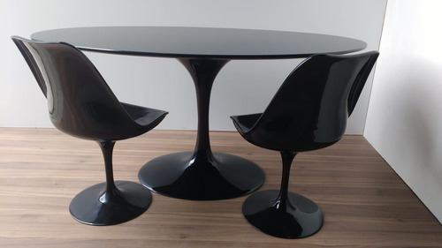 Mesa Jantar Saarinen Oval Em São Gabriel  1,37 X 0,90