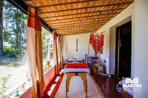 Chacra En Capilla Del Señor. Casa De Campo Y Casa De Huéspedes. Lote 17.745 M2. Pileta Y Bosquecito.