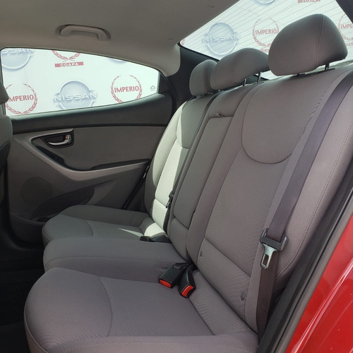 Imagen 10 de 13 de Hyundai Elantra Gls Ta 2015
