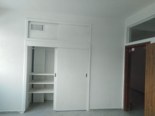 Oficinas En Renta En Zona Centro Con Recepción
