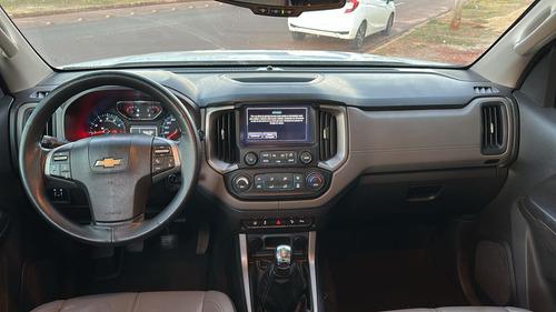 Chevrolet Picape Cabine Dupla Chevrolet S10 Cabine Dupla 2.5 ECOTEC SIDI LTZ 4x2 (Cabine Dupla)
