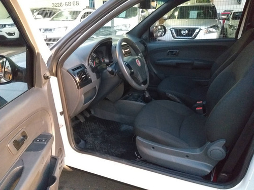 Imagem 11 de 15 de Fiat Strada 1.4 Mpi Hard Working Ce 8v Flex 2p Manual