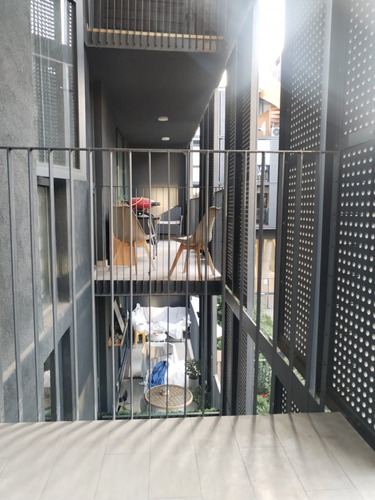 Vive En Amplio Y Semi Nuevo Depto. En Ñuñoa En Venta Uf 7900
