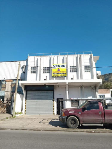 Excelente Galpón De 700 M, Acceso Oeste, Ituzaingo