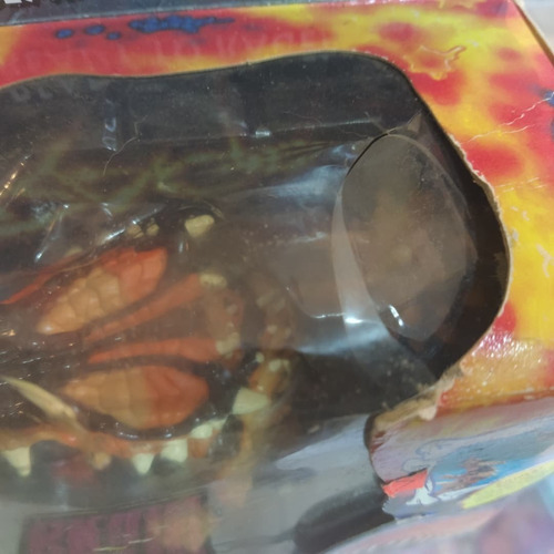 Primal Rage, Armadon Action Figura (Usado)