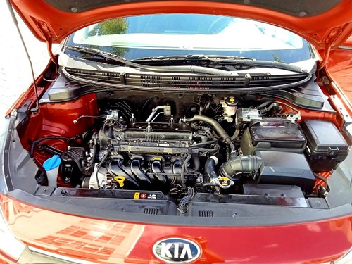 Imagen 10 de 14 de Kia Rio 2019 1.6 Ex Hatchback Mt