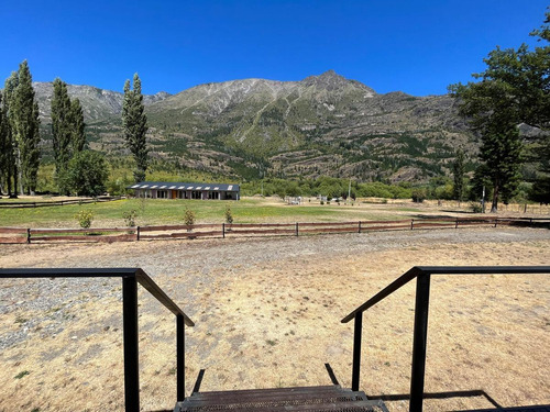 Complejo Turístico En El Hoyo Chubut