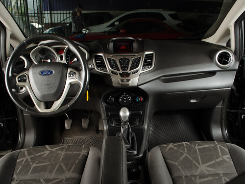Imagen 5 de 15 de Ford Fiesta Titanium 1.6