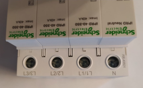 Limitador De Sobretension Ref A9l40601 Ipdr40r 3p+n Schneide