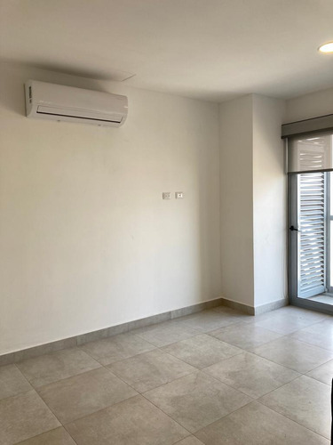 Departamento En Venta Por Fundidora Centro Monterrey Luzia