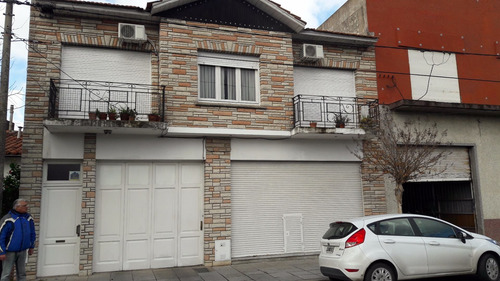 Imagen 15 de 30 de Galpón En Venta. 200 M2. 1 M2 Cub