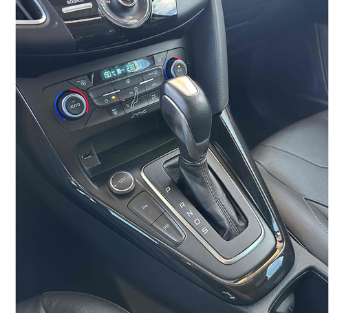 Ford Focus 2.0 TITANIUM PLUS 16V FLEX 4P POWERSHIFT