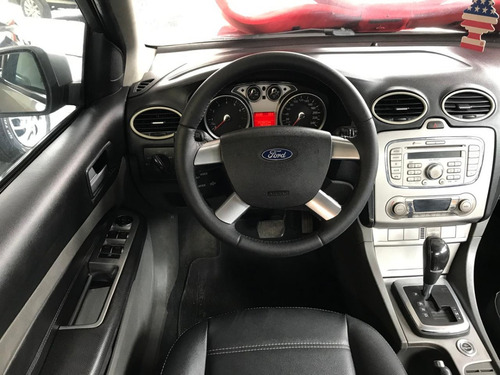 Ford Focus Sedan 2.0 4p