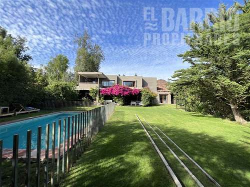 Casa En Venta En Piedra Roja, Chicureo