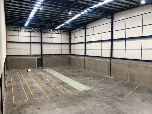 Bodegas 1 Y 4 En Venta Via Condina