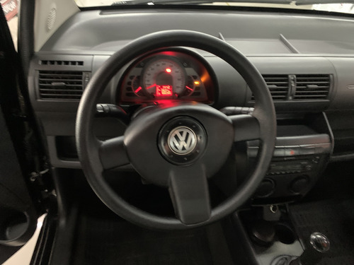 Volkswagen Fox 1.0 MI PLUS 8V FLEX 4P MANUAL