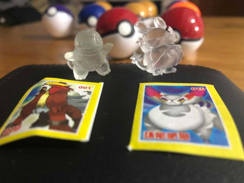 3 Pokebolas Con 2 Pokemones Cada Una