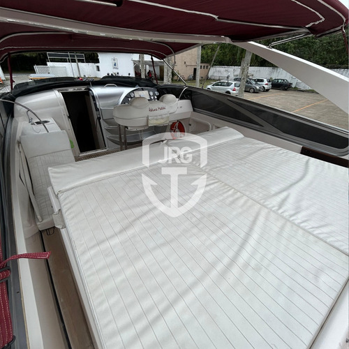 Lancha Maxmarine 43 2012 (com Ar E Gerador Kohler)