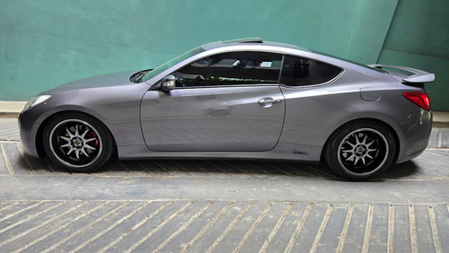 Hyundai Genesis 3.8 Coupe 300cv 6at