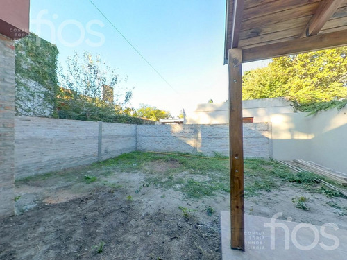 Imagen 16 de 29 de Venta Casa De Dos Dormitorios Con Jardín Y Parque A Estrenar En Fisherton Retasada