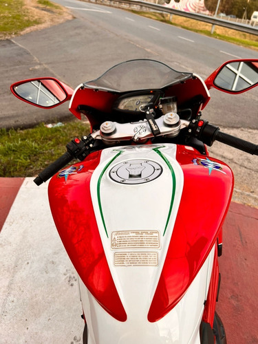 Imagen 12 de 25 de Mv Agusta F3 Rc 675 No Yamaha R6 No Daytona No Cbr 600