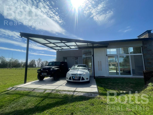 Casa En Venta Barrio Privado Lomas Athletic Club Golf