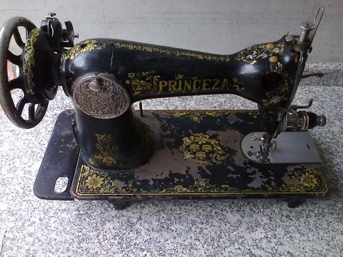 Máquina De Costura Singer Princeza Antiga 1901