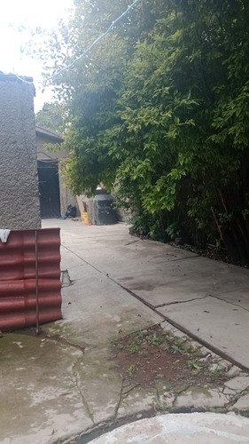Casa En Venta Con 4 Departamentos Independientes 253m2, Col. San Miguel Xico, Edo Méx.