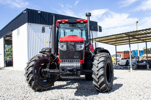 Tractor Yto Nlx1404 De 140 Hp Nuevo