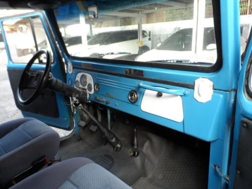 Imagem 6 de 15 de Toyota Bandeirante 1981 4 X 4 Diesel, Teto Rígido, Excelente