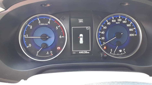 Toyota Hilux 2.8 Cd Srv 177cv 4x4 2017