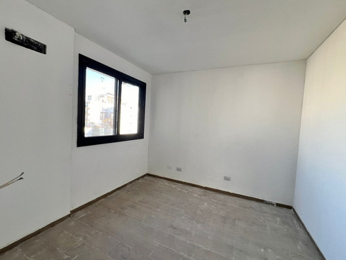 Departamento Piso En Venta En Flores, Capital Federal, Buenos Aires