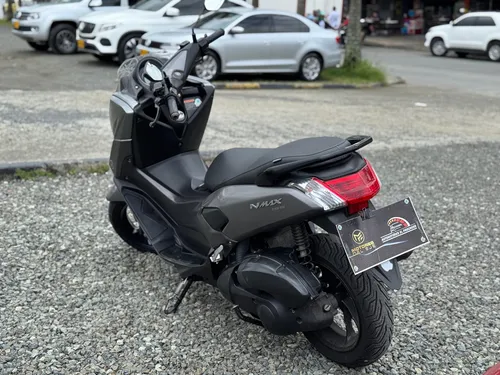 Yamaha Nmax 2022