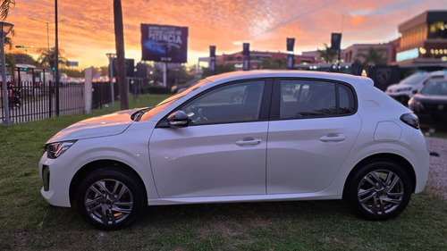 Peugeot 208 1.6 Allure