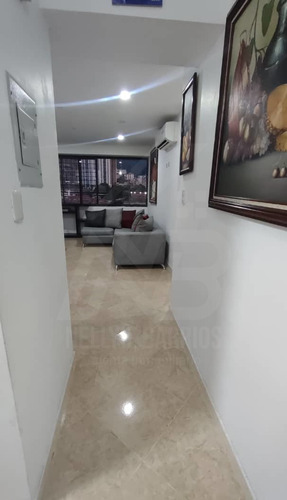 Se Alquila Por Dia Apartamento En Colegio De Ingenieros, Edificio De Nueva Data Y Con Gran Accesibilidad