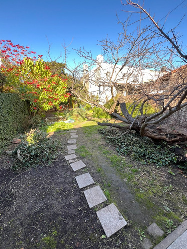 Casa En Venta Calle 35 Entre 24 Y 25 La Plata