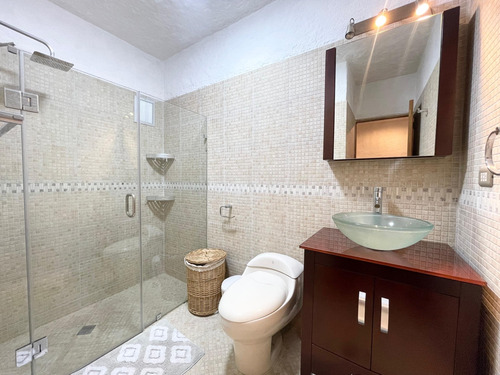 En Venta Hermoso Apartamento En El Conj Res The Yacth Club