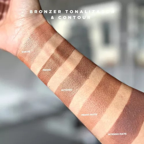 Imagen 2 de 6 de Bronzer Regina Tonalizador & Contour En Polvo Compacto