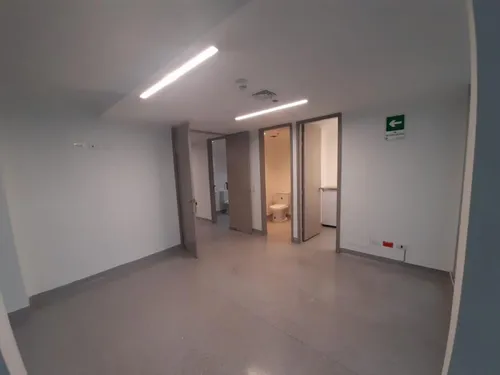 Local En Arriendo En Santa Bárbara. Cod A1038369